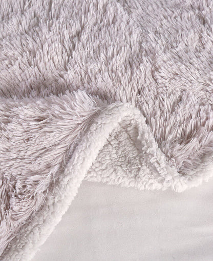 Happycare Tex Duplex Warm Comfort Faux Fur Sherpa Waterproof Dog Blanket